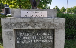 2023_05_02_monumento_caduti_cogne